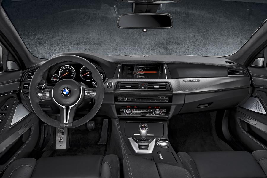  BMW M5 30 Jahre M5 Special Edition 2014 года  (фото 10 из 11)
